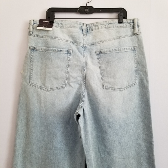 NWT Ava & Viv Light Wash Wide Leg Jeans Size 18 - Picture 5 of 10